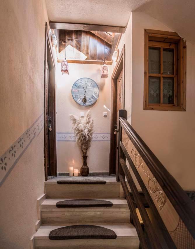 Theodorou Guest house 3*