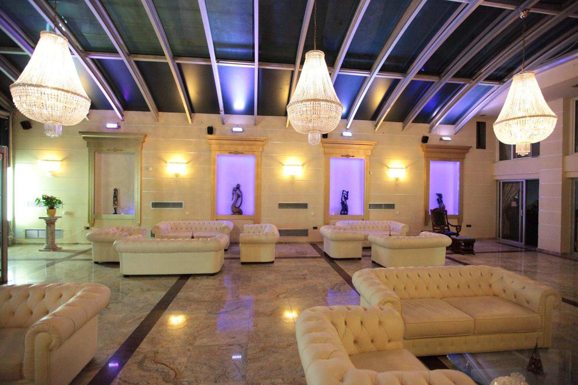 Astoria Hotel