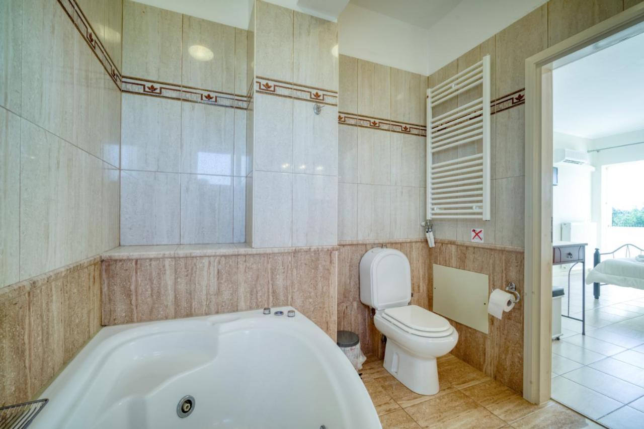 Villa Zafira Prinos (Crete)