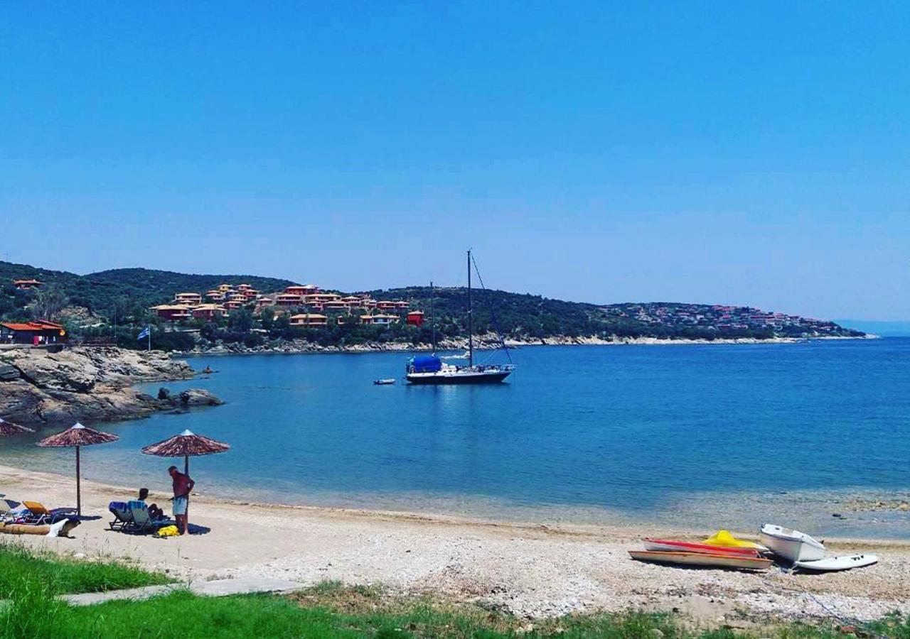 The Yellow Apartment Agios Nikolaos (Chalkidiki)