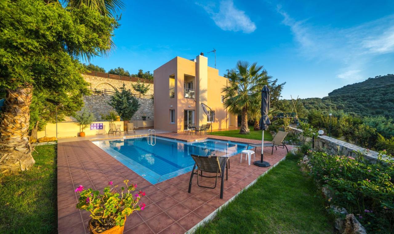 Meliades * Agia Marina (Crete)