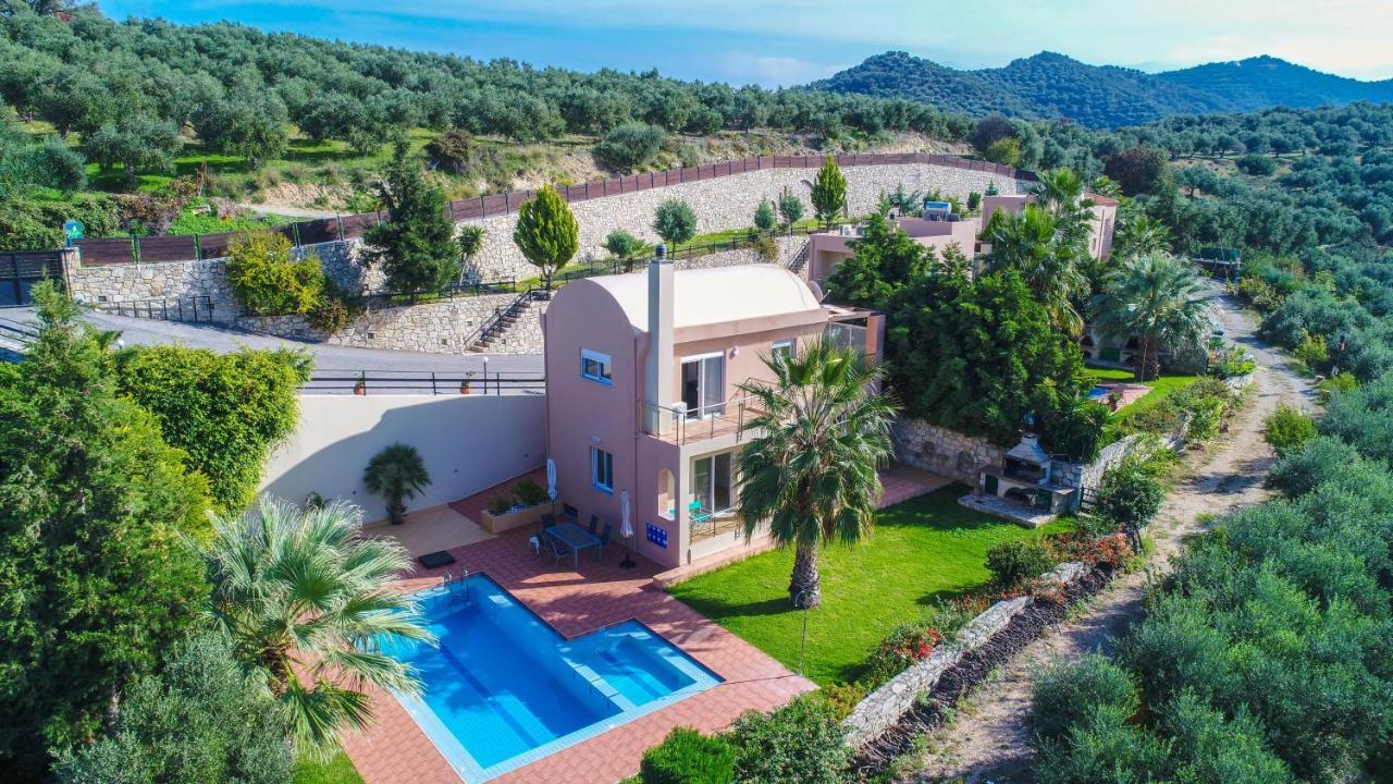 Villa Meliades Agia Marina (Crete)