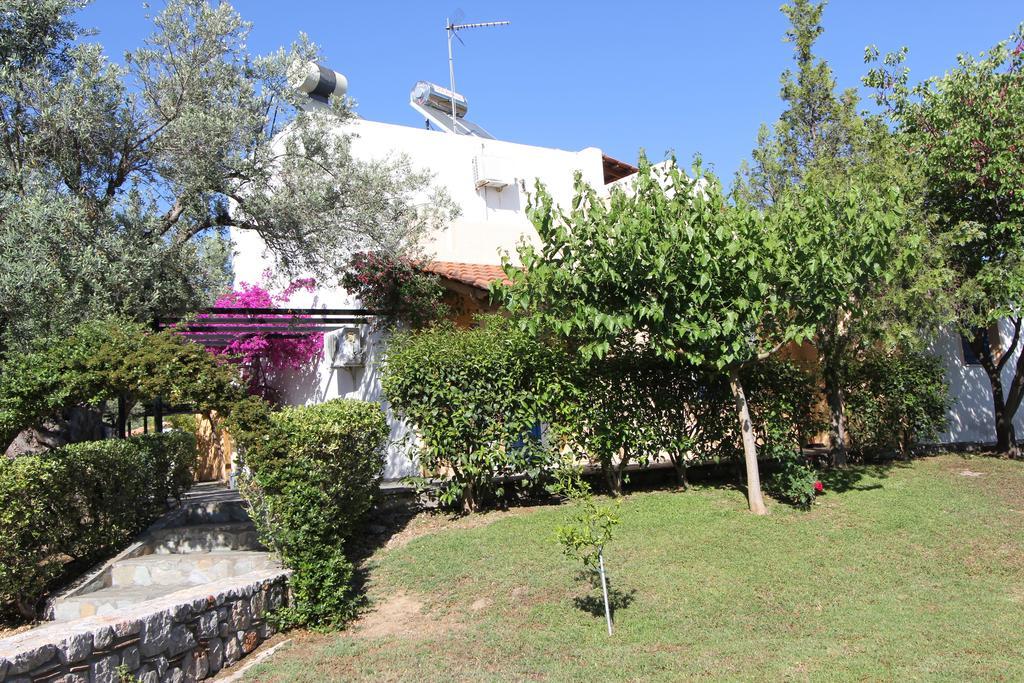 Aparthotel Katerina's Rovies