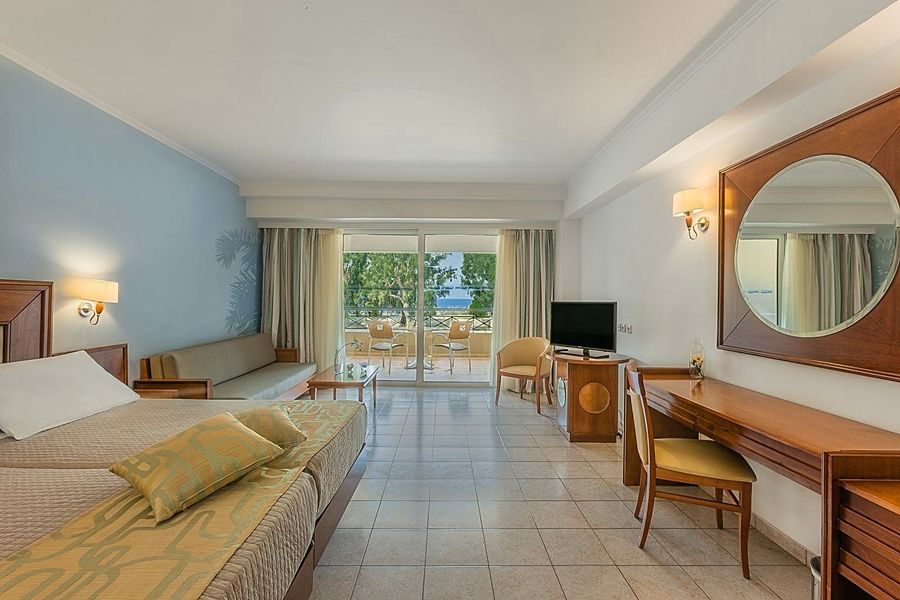 Hotel Kipriotis Maris