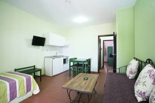 Aparthotel Diamond Gythio