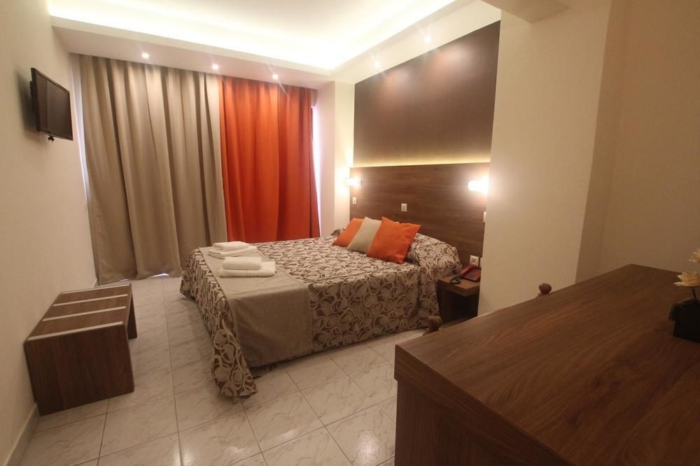 Hotel Center
