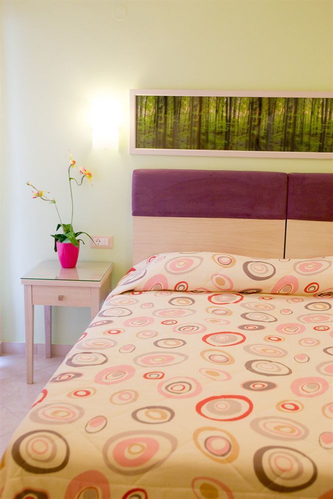 Amaryllis Aparthotel