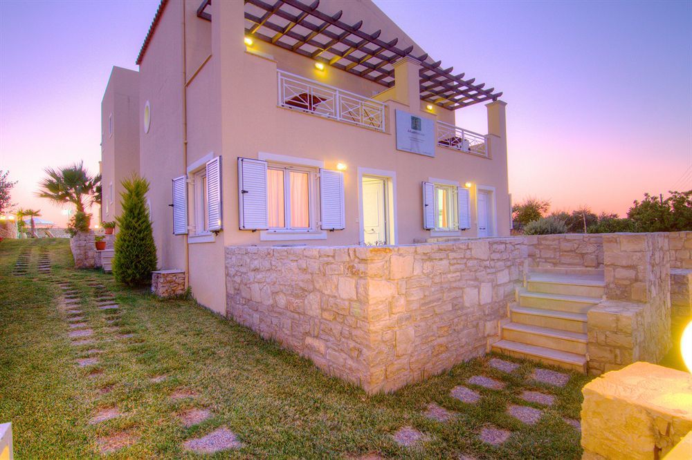 Arkadi Hills Estate