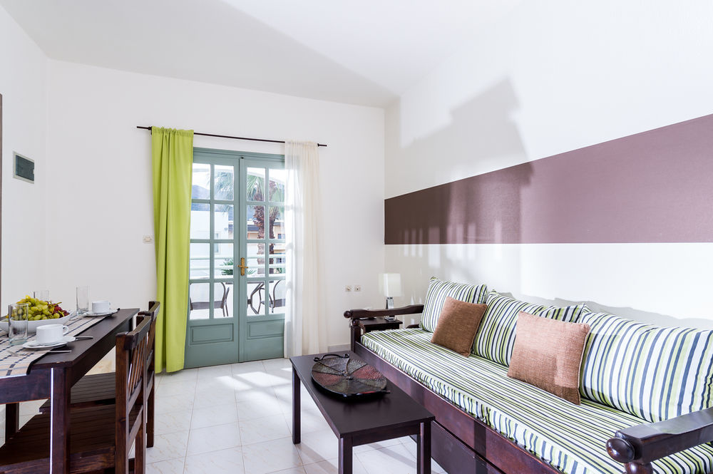 Aparthotel Angela Sissi (Crete)