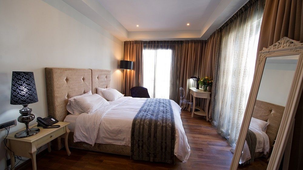 Hotel Dioni Boutique 4*
