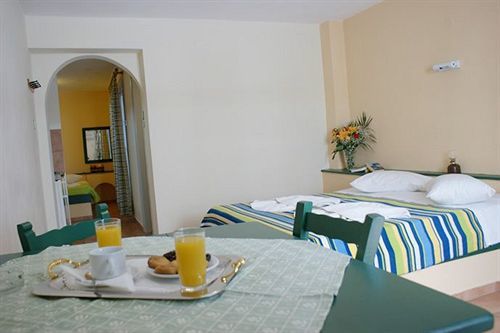 Aparthotel Jason & 3*