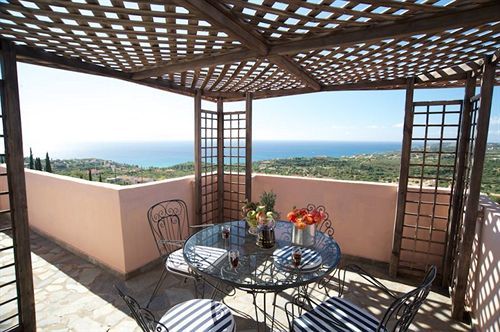 Nostos Hotel Mousata