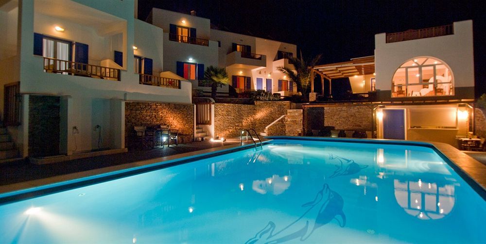 Avanti Hotel 2*