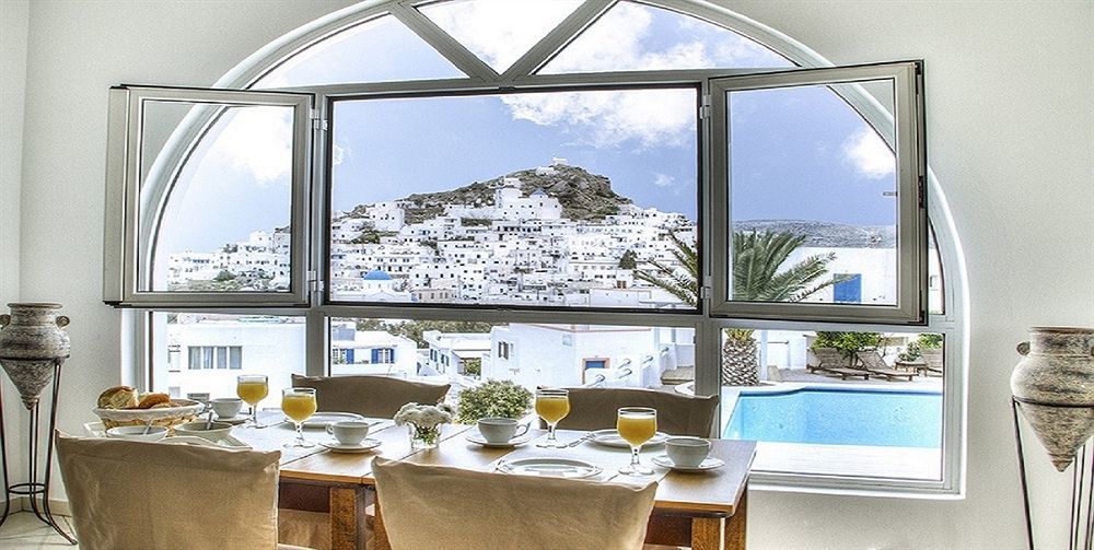 Avanti Hotel