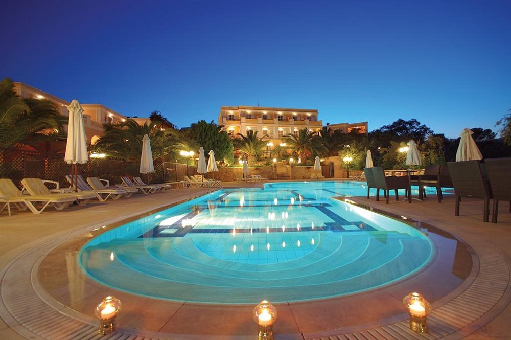 Crithoni's Paradise Hotel 4*