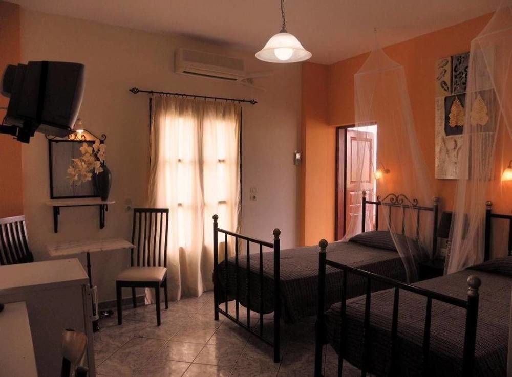 Danae Hotel