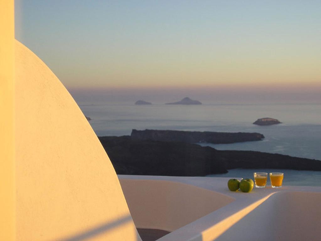 Irida - Santorini Guest house