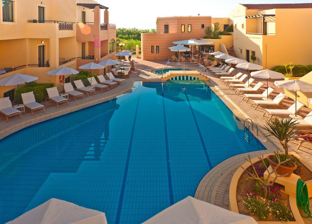 Silver & Hotel 4*