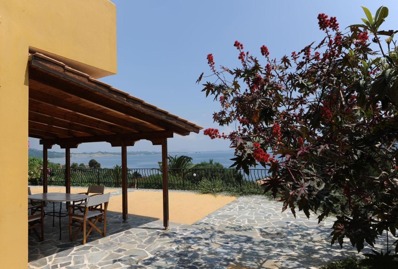 Hotel Flisvos 3*
