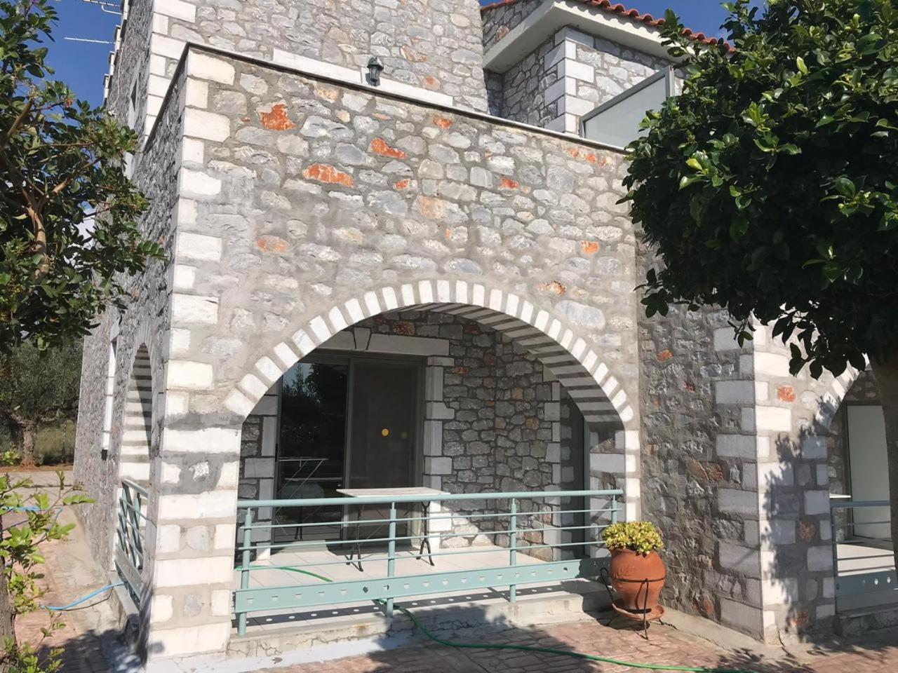 Nefeli Stoupa