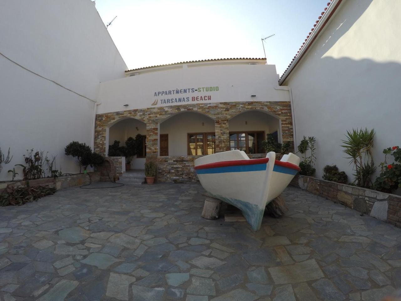 Tarsanas Beach Aparthotel 2*