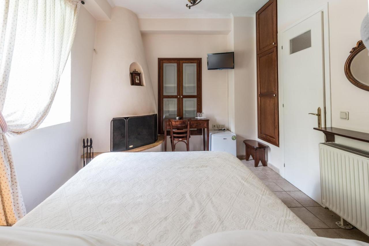 Guest house Triantafillies 3*
