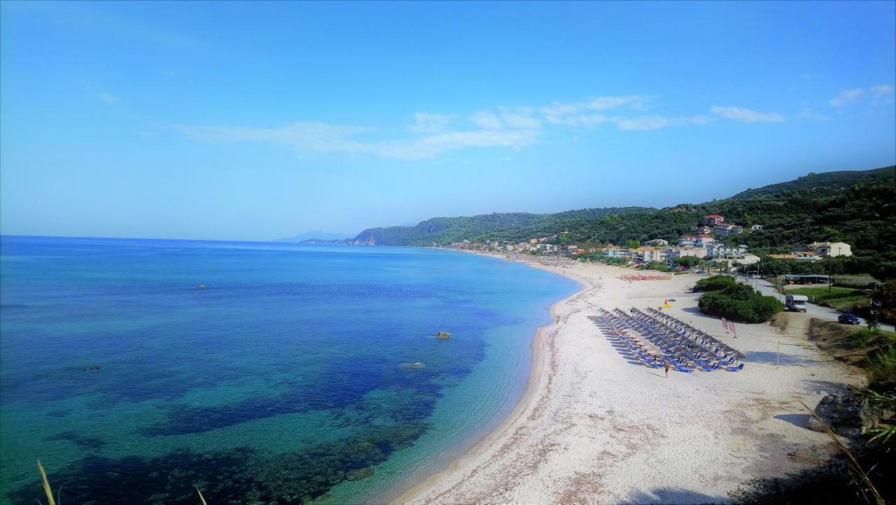 Vrachos Holidays Hotel