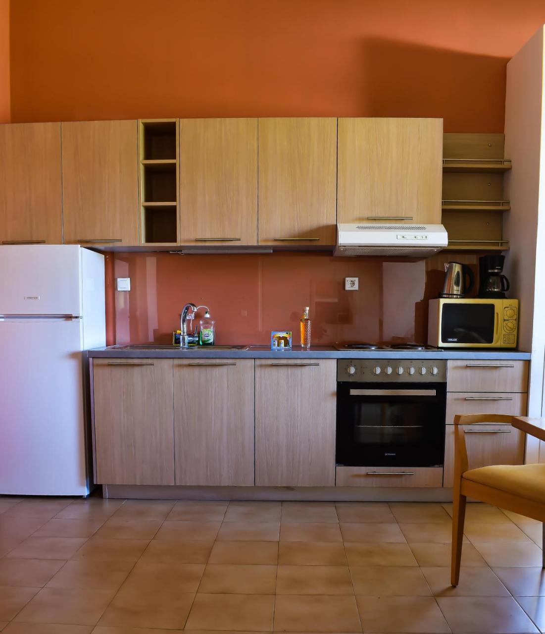 Govino Bay Aparthotel