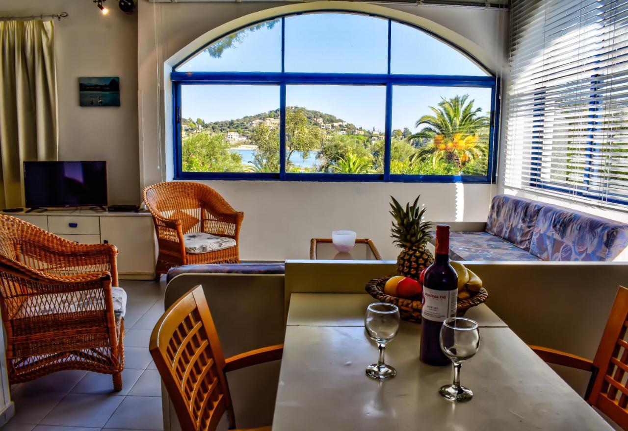 Govino Bay