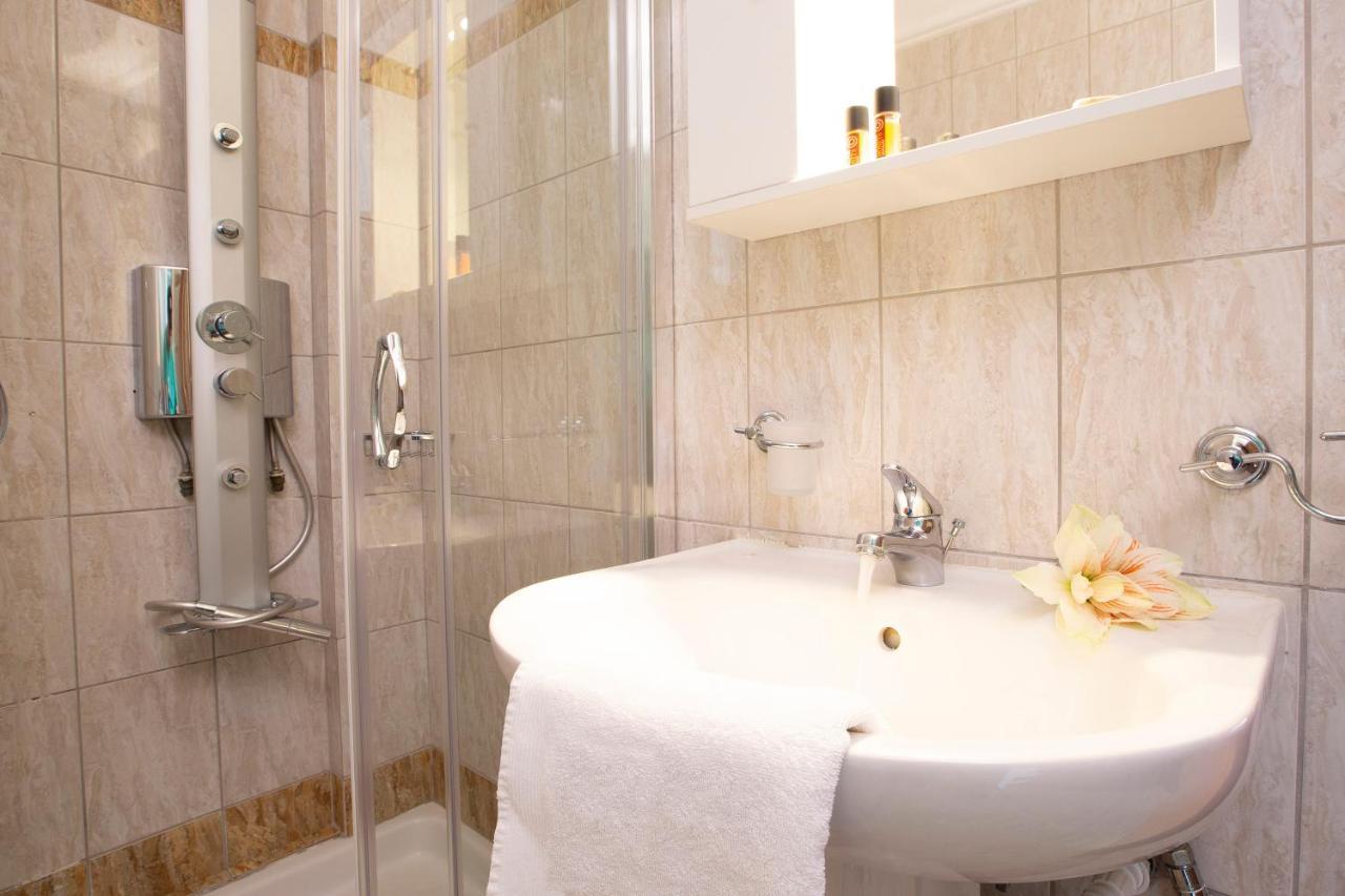 Adria Luxury Aparthotel