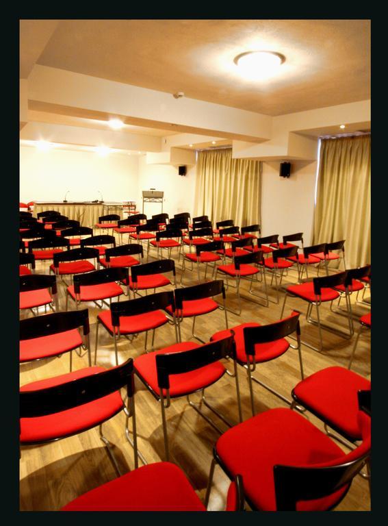 Hotel Papanastasiou 2*