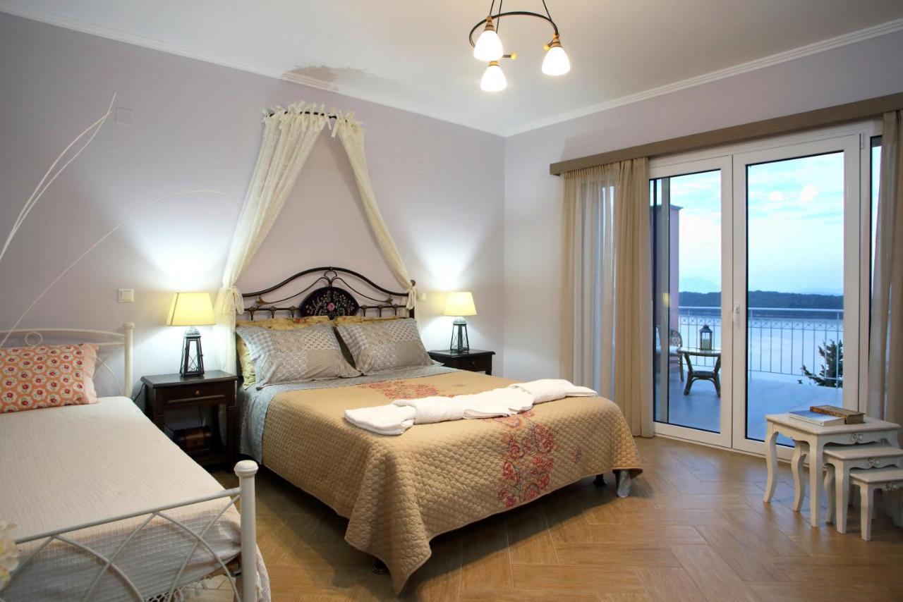 Myrtis Villa