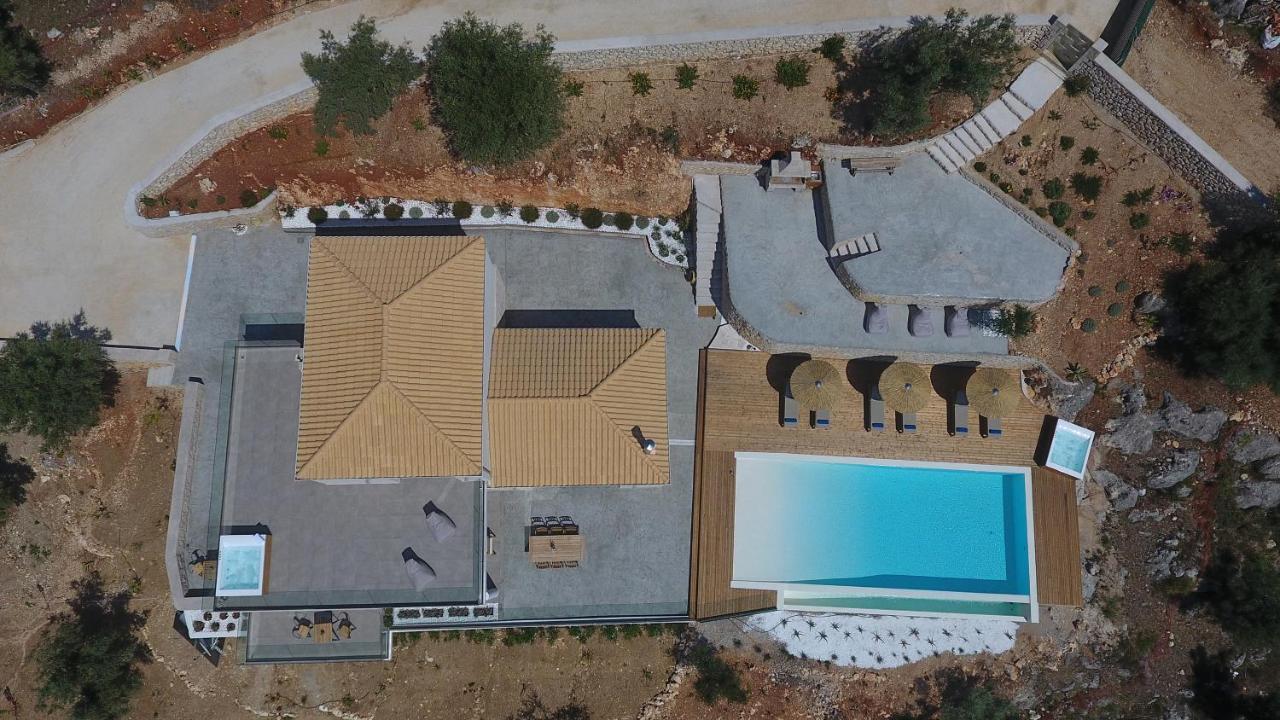 Rachi Sea View Blue Villa