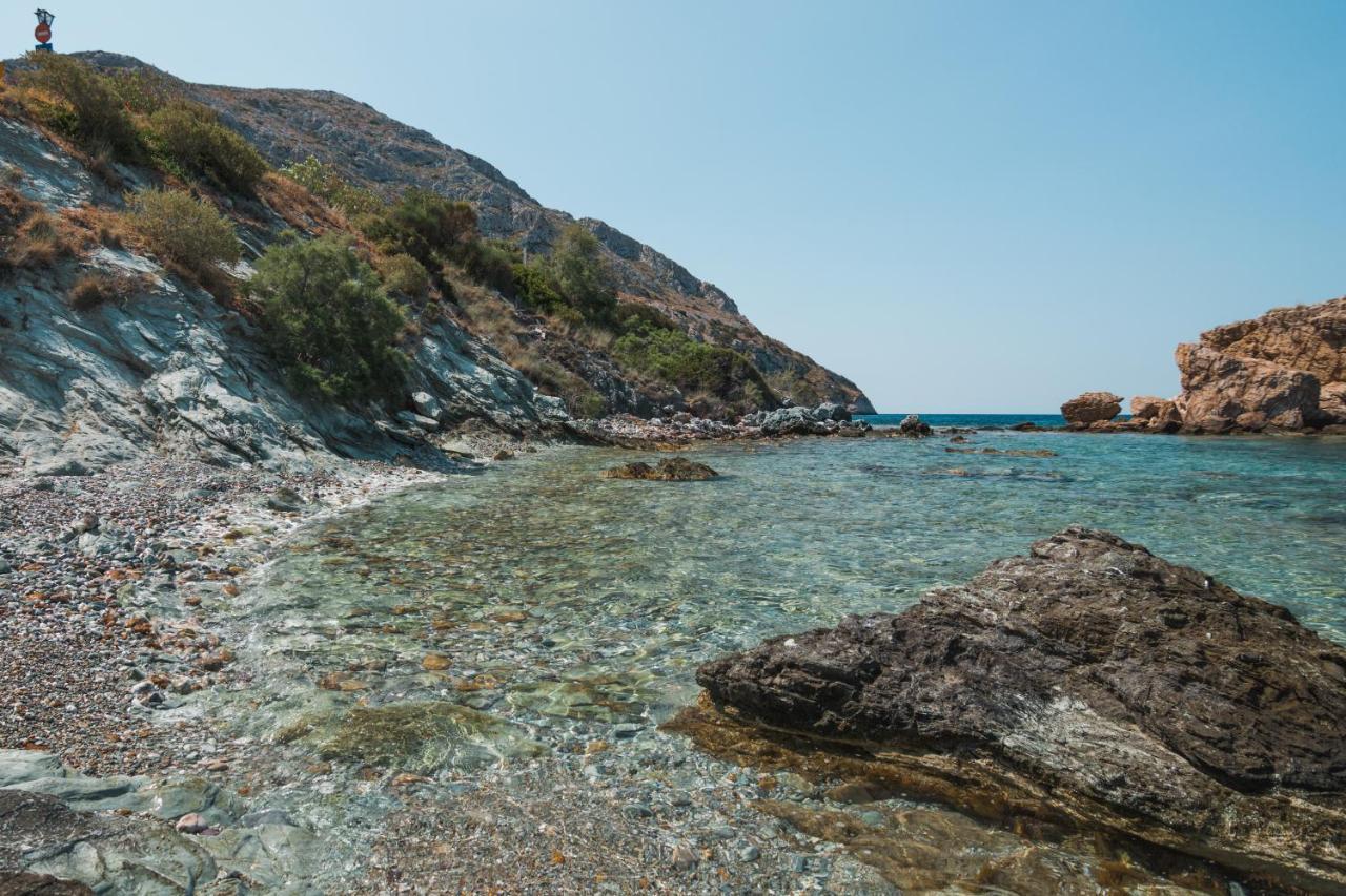 Adam & Eve Sounion