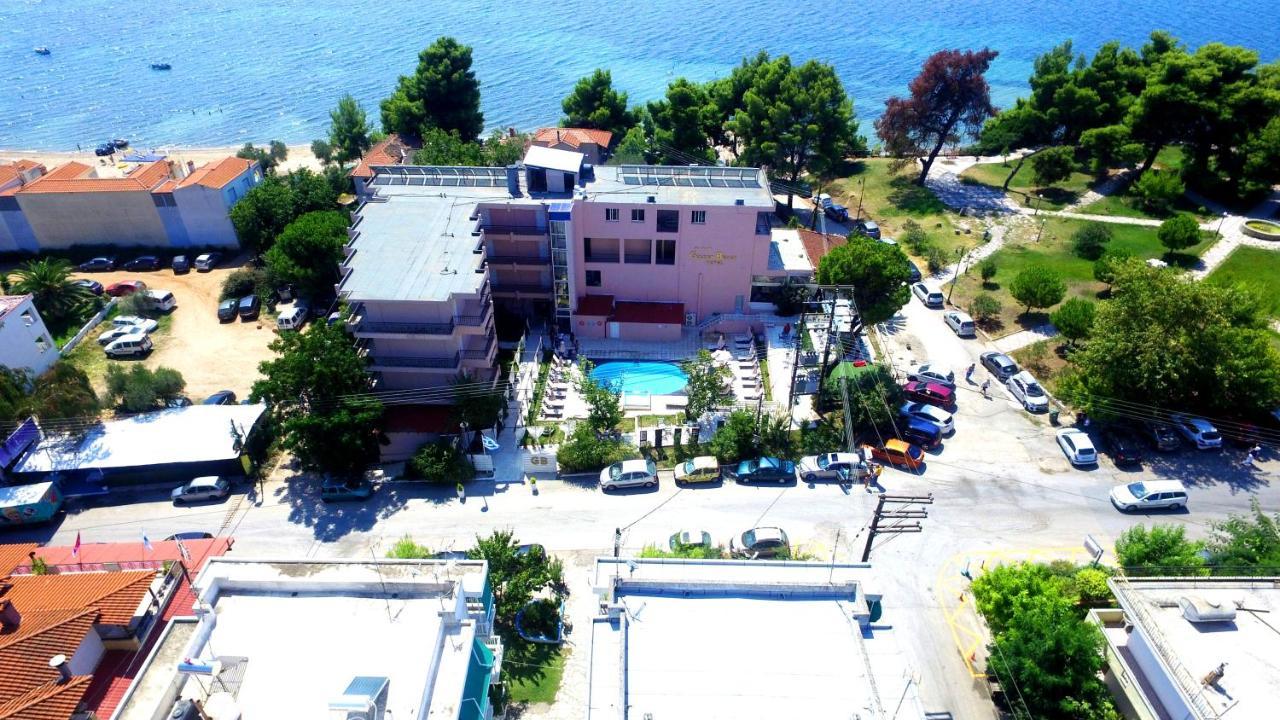 Hotel Golden 3*