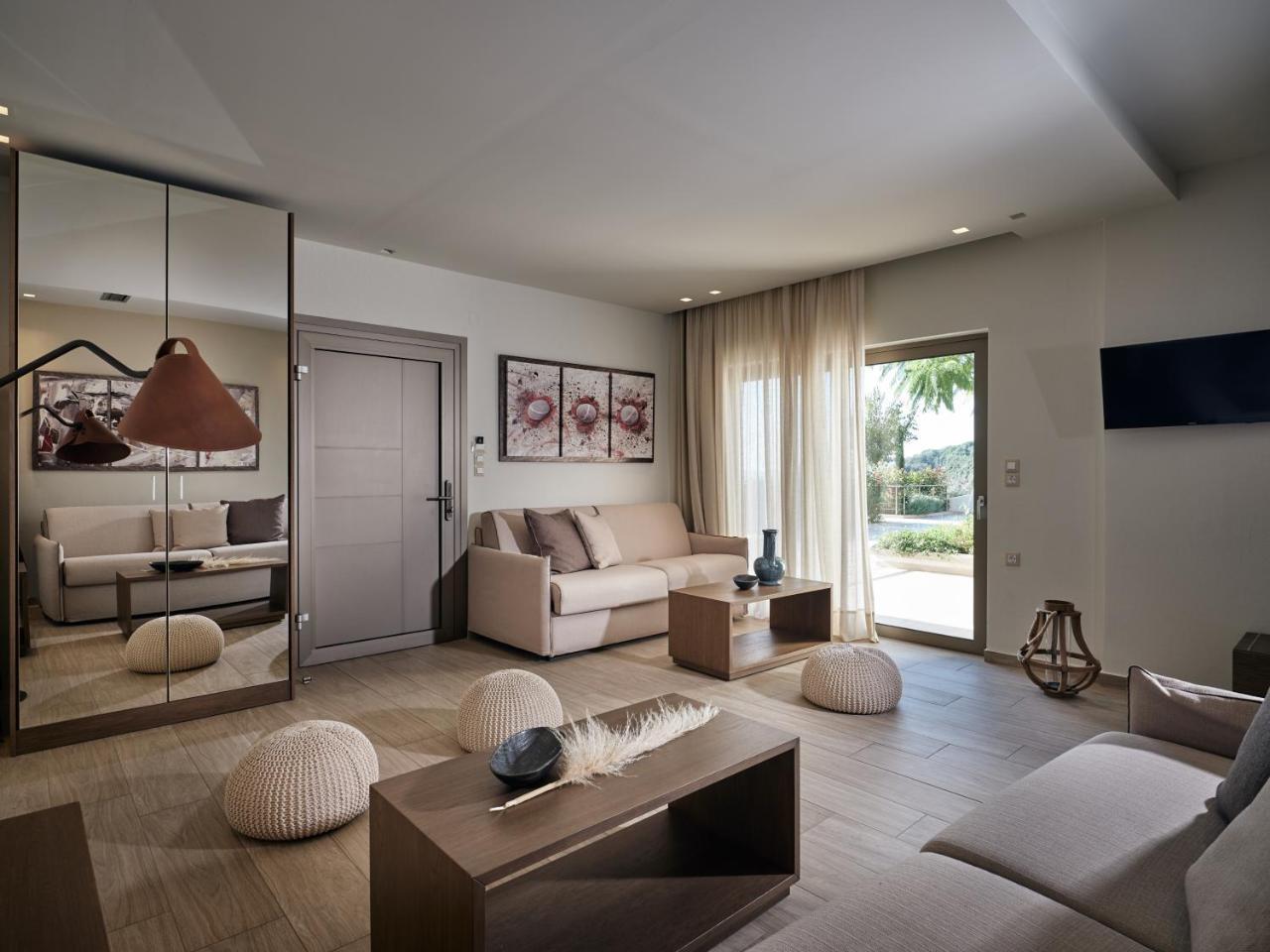 Prima Vista Beachfront Boutique