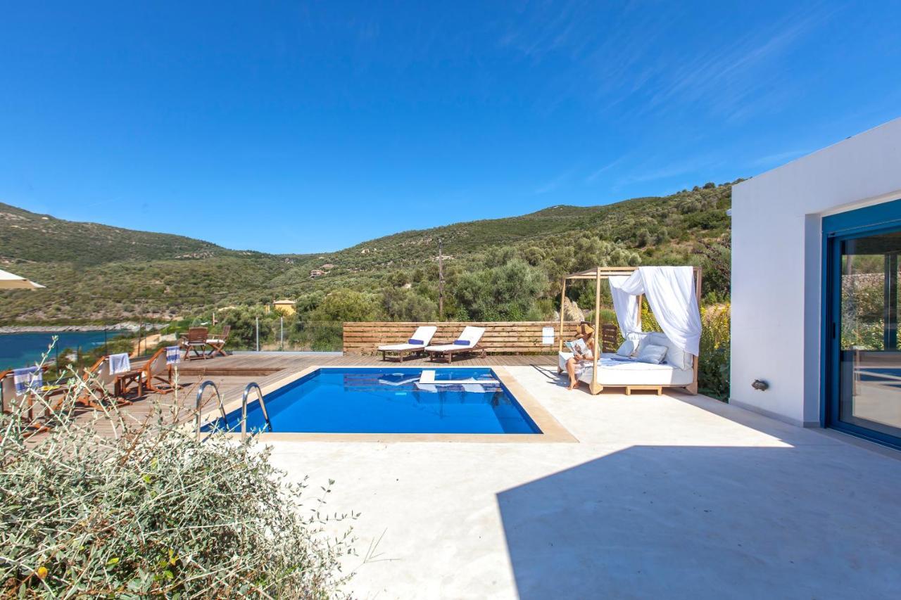 Villa Alma Lefkada- Sea Front *