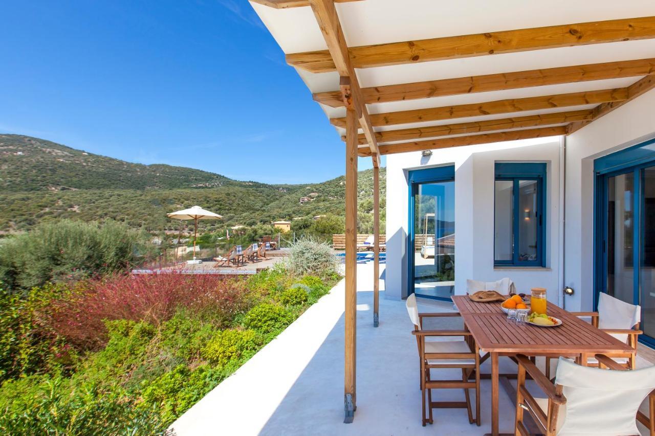 Alma Lefkada- Sea Front Villa *