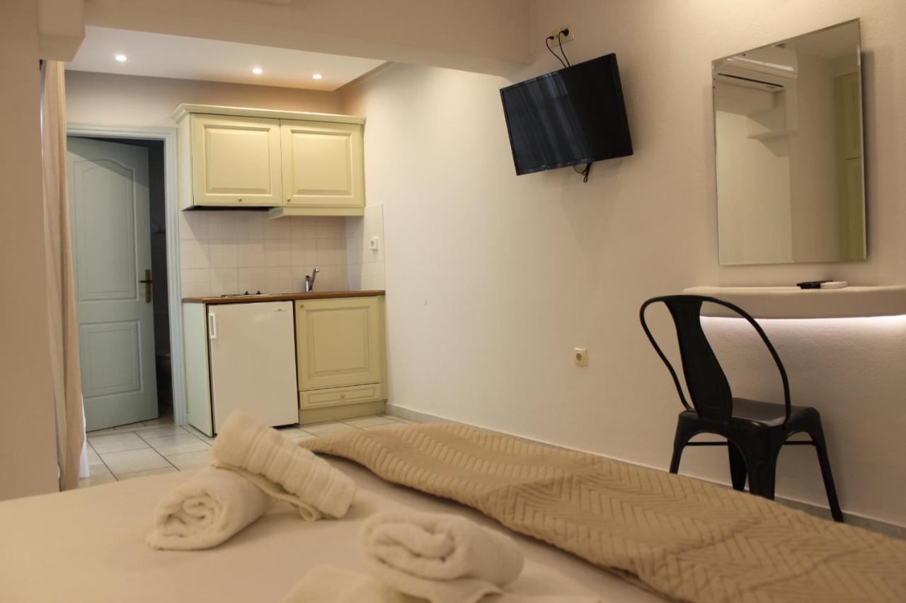 Aparthotel Vasilikos Naxos City