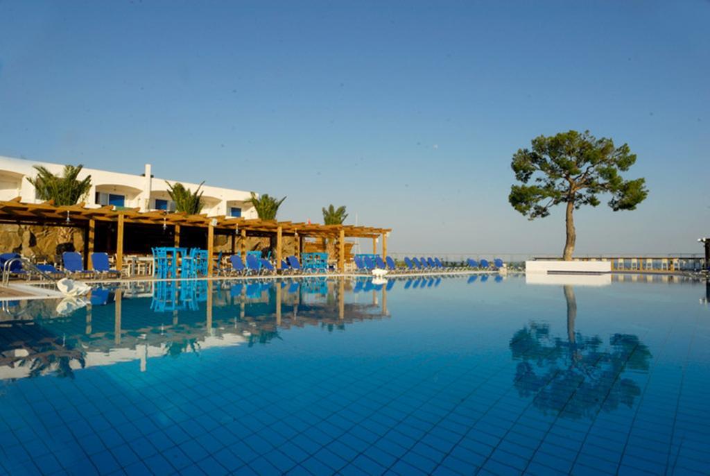 Resort Kinetta And
