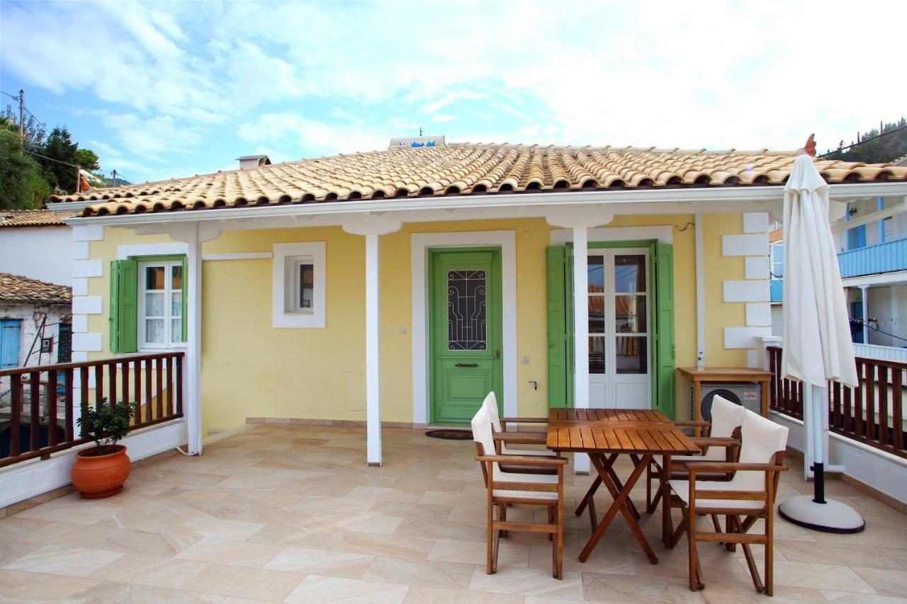 Apartment Lagadi Luxury Sea Side