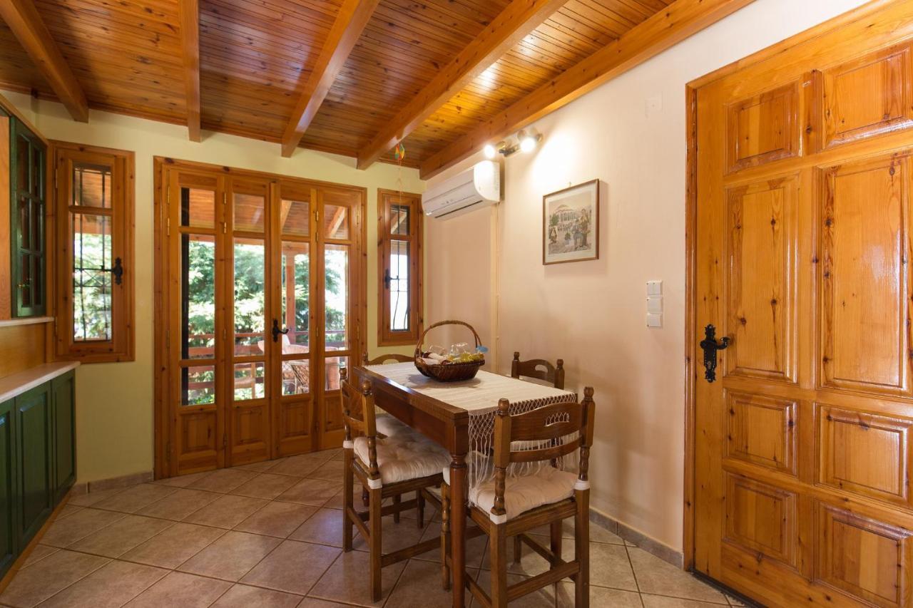 Villa Heavens Knights With Private Pool Magoula (Evia)