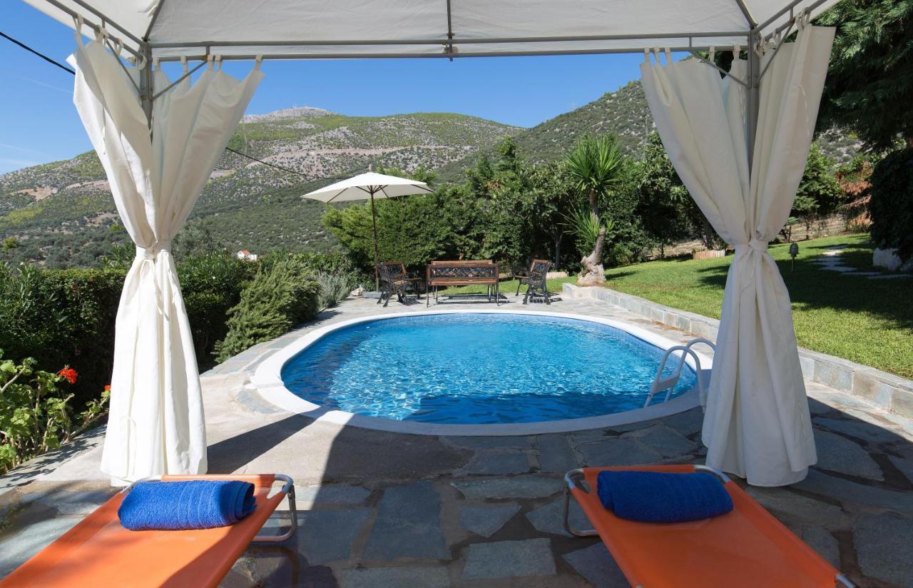 Villa Heavens Knights With Private Pool Magoula (Evia)