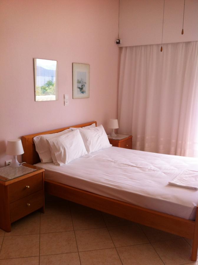 Aparthotel Posidonia Amarynthos