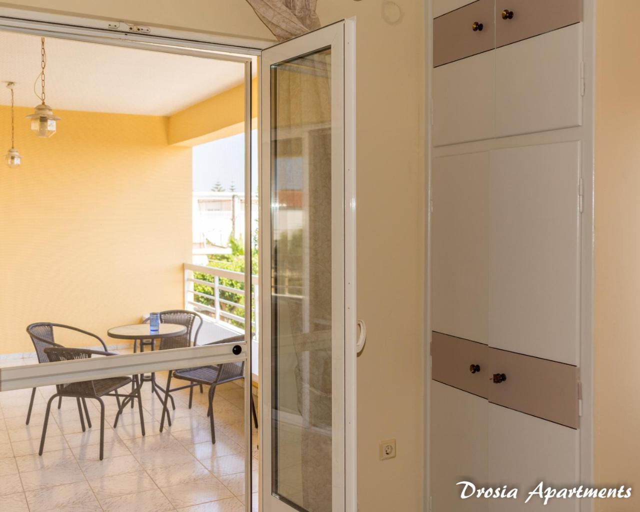 Drosia Apartment Kypseli