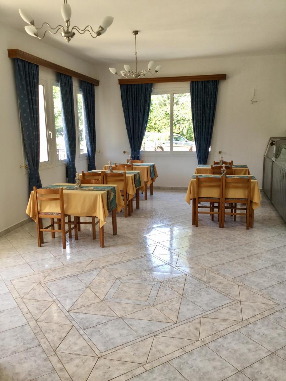 Aneton Aparthotel Chrysi Ammoudia