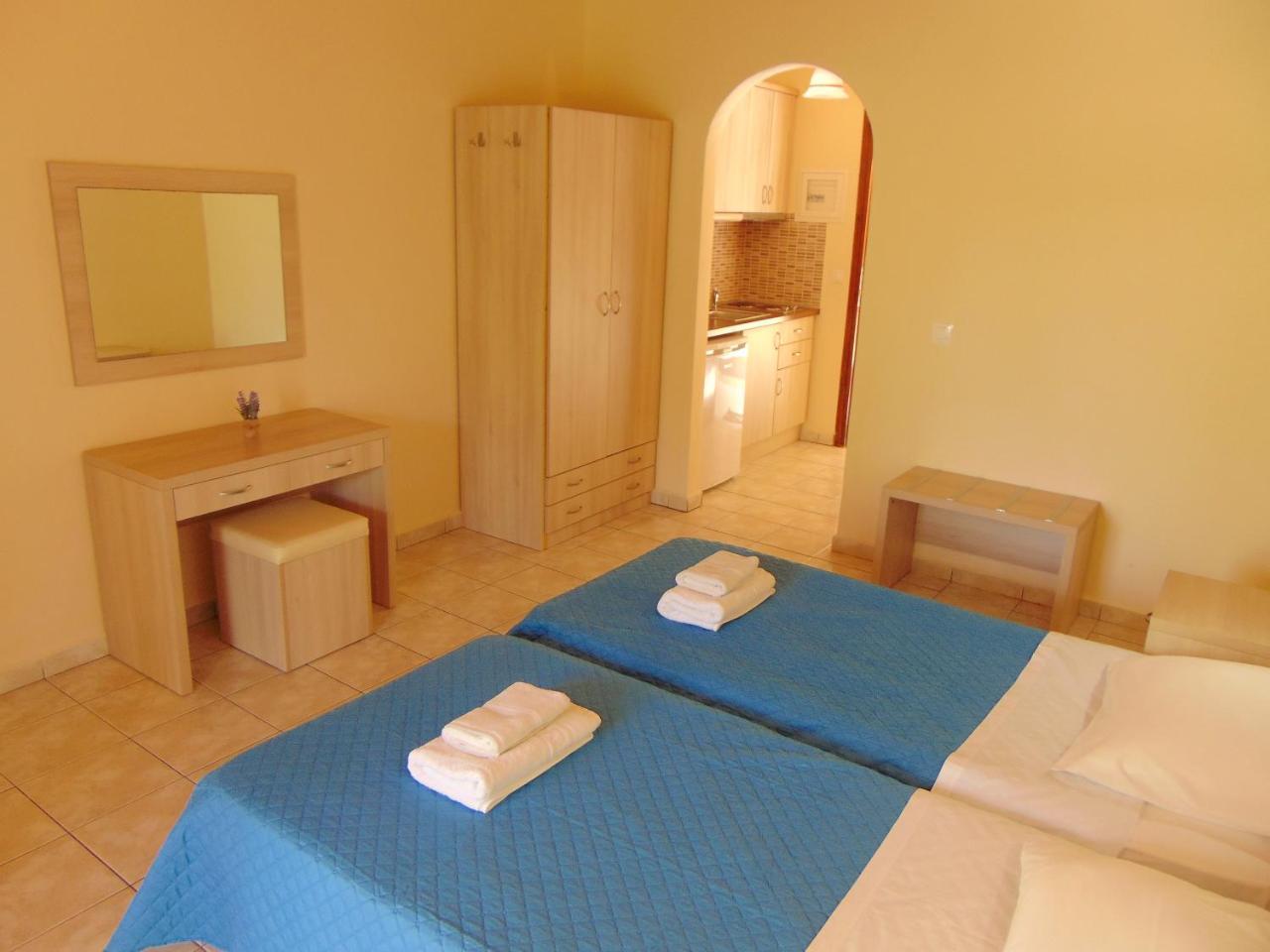 Apartment Eleni - Liapades