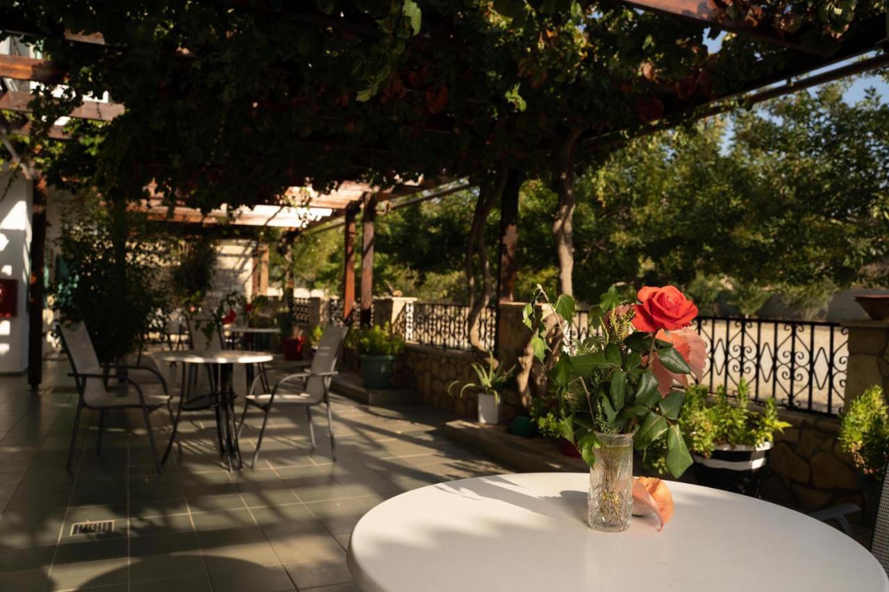 Dimitris Bed & Breakfast 3*