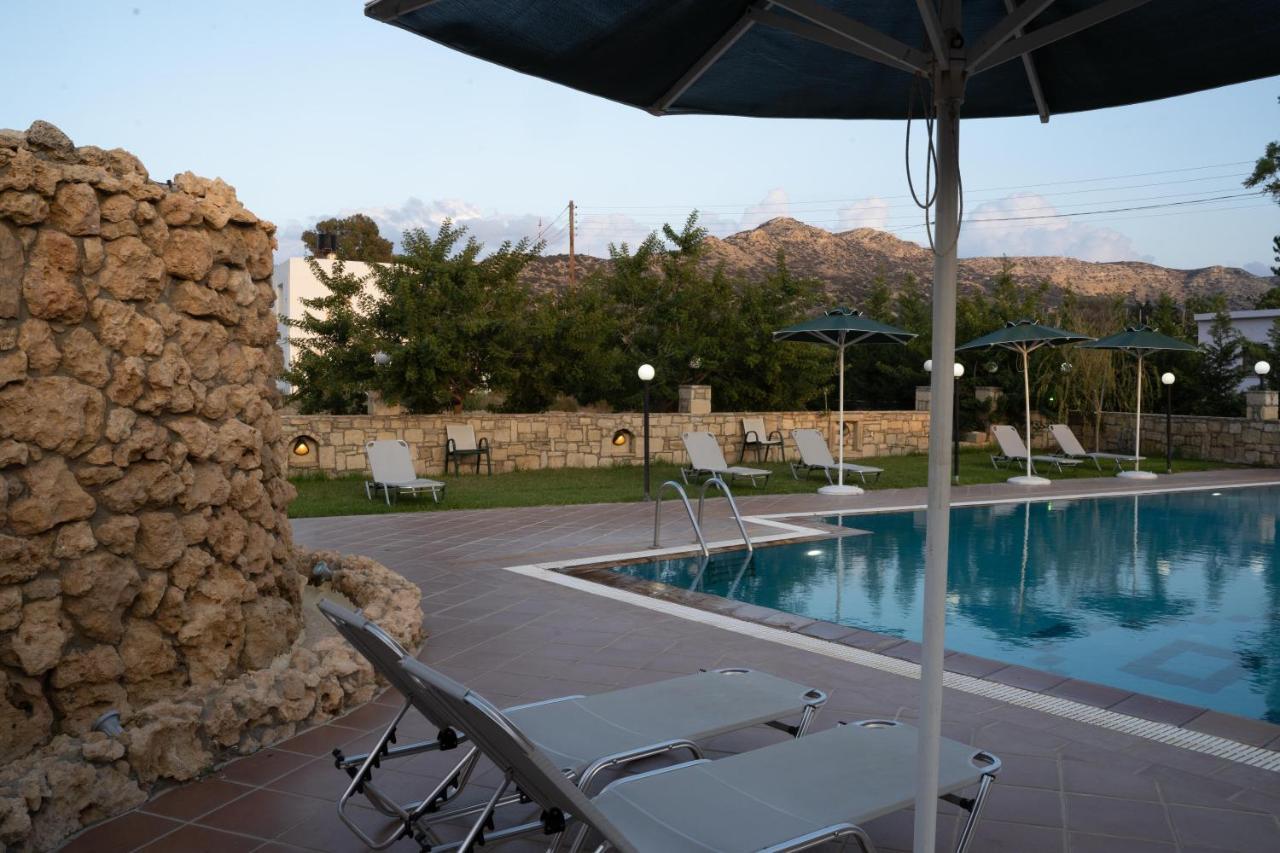 Dimitris Bed & Breakfast