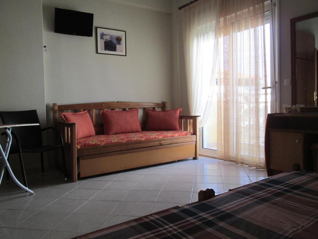 Studios Panagiota Apartment